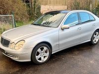 Usata Mercedes E320 2002 Argento Berlina