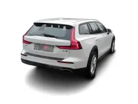 Gebraucht Volvo V60 CC 197 PS (144 kW) 2021 Weiss Kombi