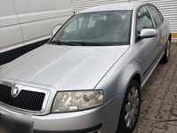 Gebraucht Skoda Superb 150 PS (110 kW) 2003 Silber Limousine