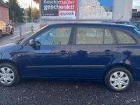 Gebraucht Skoda Fabia 86 PS (63 kW) 2012 Blau Limousine