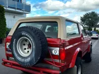 Gebraucht Ford Bronco XLT 185 PS (136 kW) 1989 Rot SUV