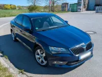 Gebraucht Skoda Superb Active 190 PS (139 kW) 2016 Blau Limousine