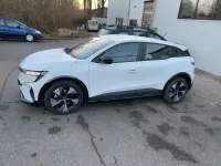 Używany Renault Megane E-Tech Equilibre 96 kW (131 KM) 2022 Biały Sedan/Limuzyna