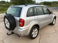 Gebraucht Toyota RAV4 116 PS (85 kW) 2005 Grau SUV