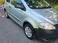 Gebraucht VW Fox 54 PS (39 kW) 2006 Silber Kleinwagen