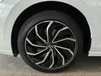 Gebraucht VW Golf VIII 150 PS (110 kW) 2021 Weiß Kombi