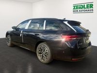 Gebraucht Skoda Octavia Selection 150 PS (110 kW) 2025 Blackmagic perleffekt Kombi