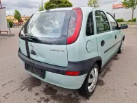 Używany Opel Corsa Elegance 75 KM (55 kW) 2002 Zielony Hatchback