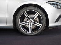 Gebraucht Mercedes CLA180 Progressive 136 PS (100 kW) 2023 Iridiumsilber Limousine