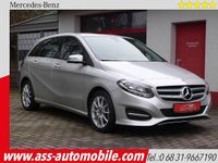 Gebraucht Mercedes B180 Style 122 PS (89 kW) 2017 Silber Van / Kleinbus