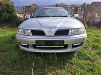 Gebraucht Mitsubishi Carisma Elegance 125 PS (91 kW) 2000 Silber Limousine