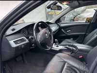 Gebraucht BMW 520 177 PS (130 kW) 2009 Grau Kombi