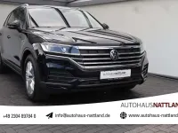 Gebraucht VW Touareg 231 PS (169 kW) 2021 Deep black perleffekt SUV