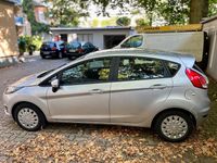 Gebraucht Ford Fiesta SYNC Edition 95 PS (69 kW) 2013 Silber Kleinwagen