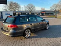 Gebraucht VW Passat 140 PS (102 kW) 2011 Grau Kombi