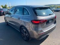 Gebraucht Mercedes B200 Progressive 150 PS (110 kW) 2024 Mountaingrau  metalliclack Van / Kleinbus