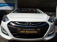 Gebraucht Hyundai i30 Edition 135 PS (99 kW) 2014 Weiß Limousine
