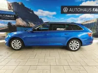 Gebraucht Skoda Superb Style 200 PS (147 kW) 2023 Blau metallic Kombi