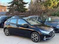 Gebraucht Hyundai i20 Select 84 PS (61 kW) 2022 Schwarz Limousine