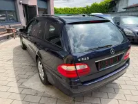 Gebraucht Mercedes E220 Classic 150 PS (110 kW) 2005 Blau Limousine