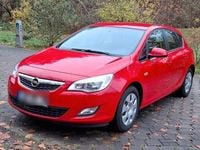 Gebraucht Opel Astra Color Edition 120 PS (88 kW) 2012 Rot Limousine