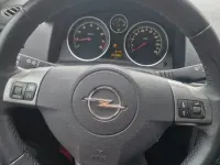 Gebraucht Opel Astra 105 PS (77 kW) 2006 Silber Kleinwagen