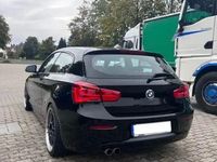 Usata BMW 120 Performance 184 CV (135 kW) 2017 Nero Utilitaria