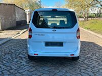 Gebraucht Ford Tourneo Courier 95 PS (69 kW) 2016 Weiß Van / Kleinbus