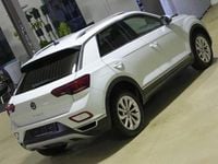 Gebraucht VW T-Roc Style 150 PS (110 kW) 2024 Pure white SUV