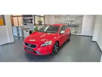 Gebraucht Volvo V40 R-Design 122 PS (89 kW) 2018 Rot Limousine