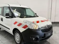 Gebraucht Opel Combo 95 PS (69 kW) 2017 Weiß Van / Kleinbus
