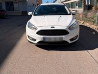 Usata Ford Focus Business Edition 120 CV (88 kW) 2015 Bianco Station wagon