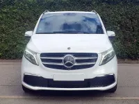 Gebraucht Mercedes V300 AMG 239 PS (175 kW) 2019 Weiß Van / Kleinbus