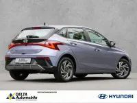 Gebraucht Hyundai i20 Comfort 101 PS (74 kW) 2024 Meta blue / mic Kleinwagen
