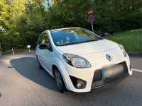 Second-hand Renault Twingo 75 CP (55 kW) 2010 Alb Hatchback