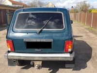Gebraucht Lada niva 82 PS (60 kW) 2012 Grün SUV