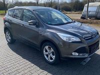Gebraucht Ford Kuga Individual 150 PS (110 kW) 2015 Grau SUV