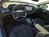Gebraucht Audi A5 Sport 204 PS (150 kW) 2025 Gletscherweiß metallic Kombi