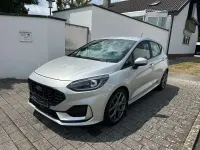 Gebraucht Ford Fiesta ST-Line 155 PS (114 kW) 2022 Polarsilber metallic Kleinwagen