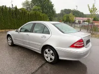 Gebraucht Mercedes C200 163 PS (119 kW) 2004 Silber Limousine