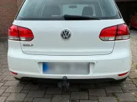 Gebraucht VW Golf VI 105 PS (77 kW) 2010 Weiß Kleinwagen
