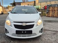 Gebraucht Chevrolet Spark LT 82 PS (60 kW) 2012 Weiß Kleinwagen