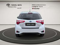 Gebraucht Toyota Yaris Hybrid Team 101 PS (74 kW) 2020 Schneeweiß Kleinwagen