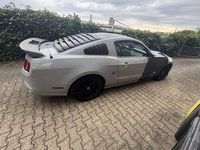 Gebraucht Ford Mustang 305 PS (224 kW) 2012 Rot Kleinwagen