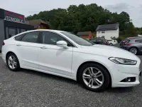 Gebraucht Ford Mondeo Titanium 203 PS (149 kW) 2016 Weiß Limousine