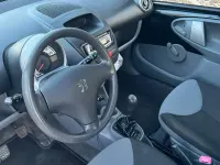 Gebraucht Peugeot 107 68 PS (50 kW) 2009 Schwarz Kleinwagen