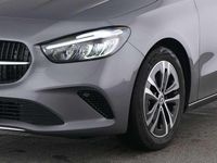 Gebraucht Mercedes B200 Advanced 163 PS (119 kW) 2025 Metalliclack mountaingrau Van / Kleinbus