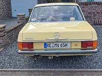 Gebraucht Mercedes 200 95 PS (69 kW) 1974 Beige Limousine