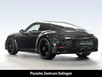 Gebraucht Porsche 911 Carrera 4 GTS 541 PS (397 kW) 2026 Tiefschwarzmetallic Coupé