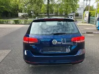 Gebraucht VW Passat 125 PS (91 kW) 2018 Blau Kombi